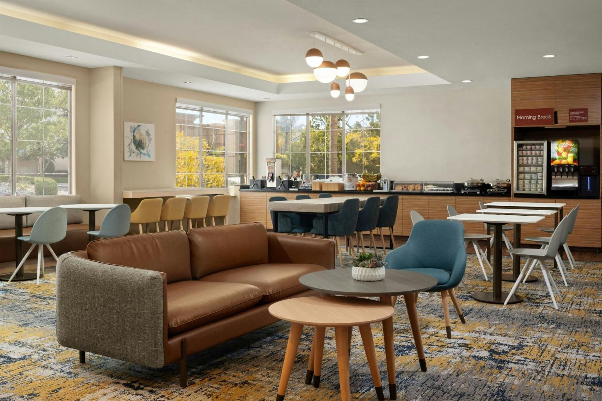 Towneplace Suites By Marriott San Diego Carlsbad / Vista Exterior foto