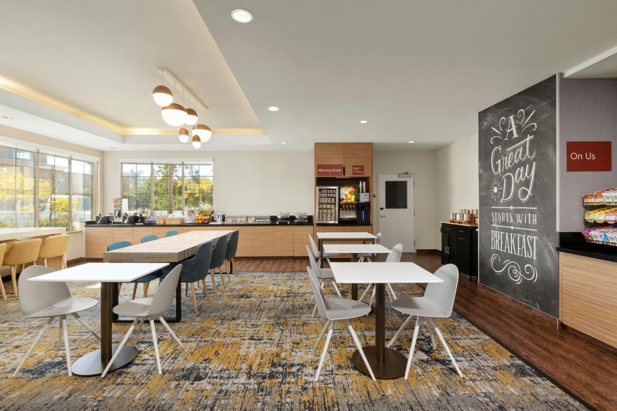 Towneplace Suites By Marriott San Diego Carlsbad / Vista Exterior foto